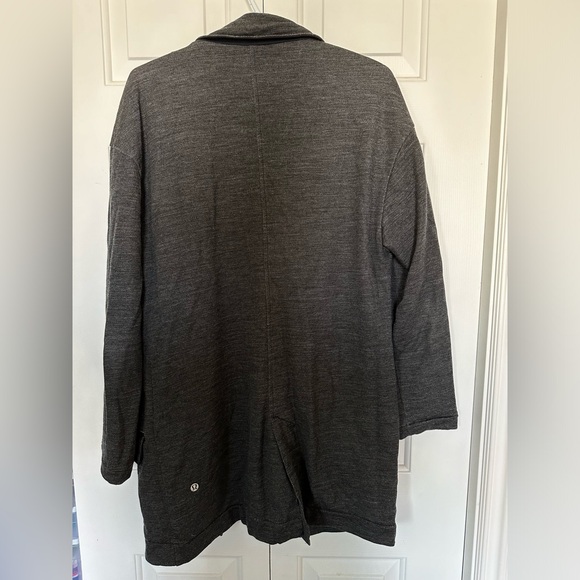 Grey Lulu lemon cardigan - Picture 2 of 2